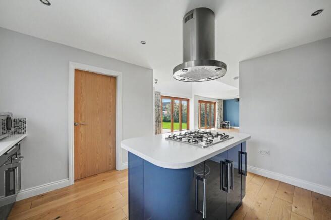 2 bed Detached for sale Image 12