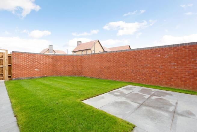 6 Lamb Close 2966...