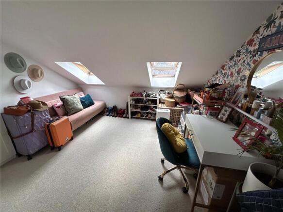 2 bed Apartment for sale Image 8