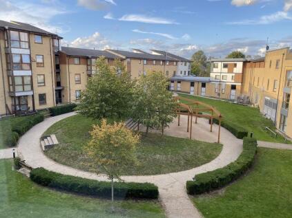 Commonwealth Drive, Crawley