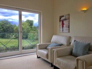 3 bed Flat to rent Image 4