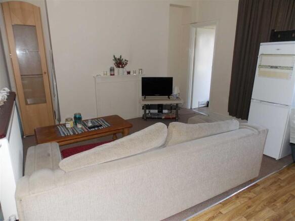 Living room/kitchen