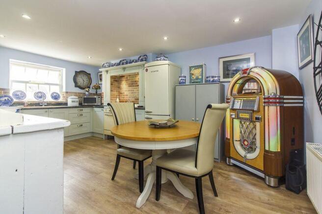 Kitchen 3