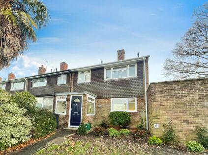 Woodlands, Overton, RG25