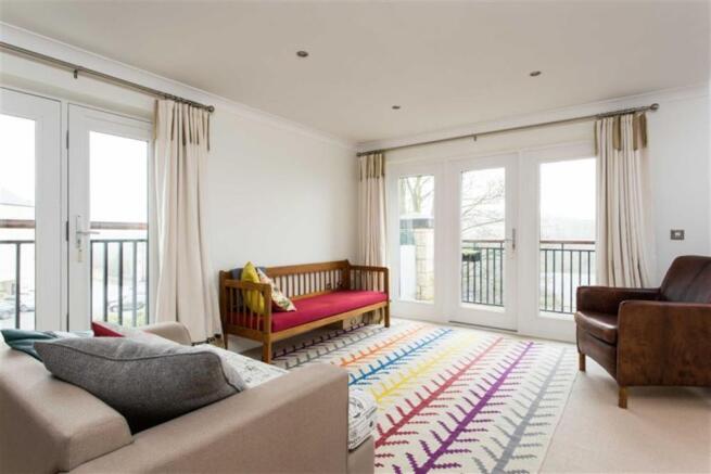 Sitting/ Family Room