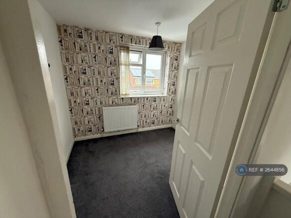 Small Bedroom