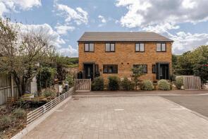 3, Oak Mews, Horselees Road, Faversham ME13 9FX