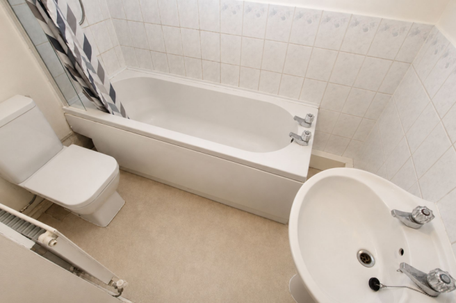 3 bed Terraced for sale Image 11
