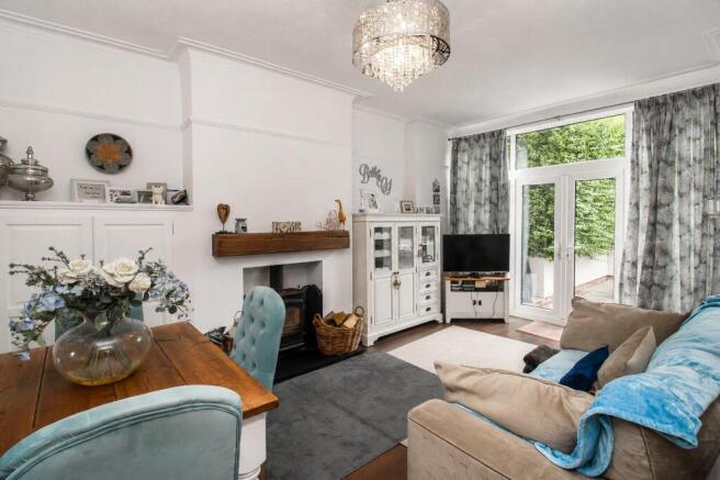 3 bed Semi-Detached for sale Image 3