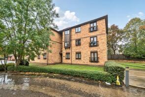 Flat 5, 9 Cotman Court, Sheridan Way, Beckenham BR3 4TL