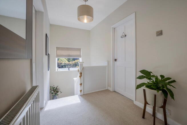 3 bed Semi-Detached for sale Image 11