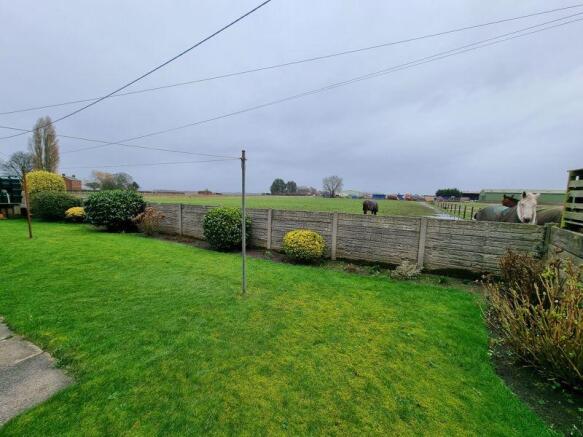 Rear Garden &a...
