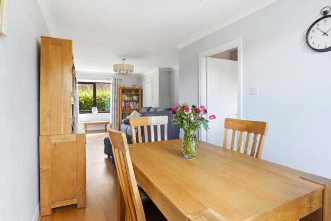 4 bed Detached for sale Image 8