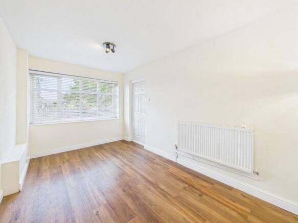4 bed Town House for sale Image 4