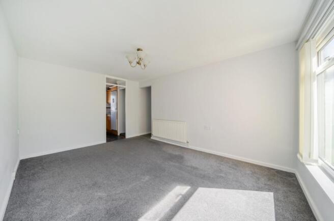 2 bed Apartment for sale Image 6