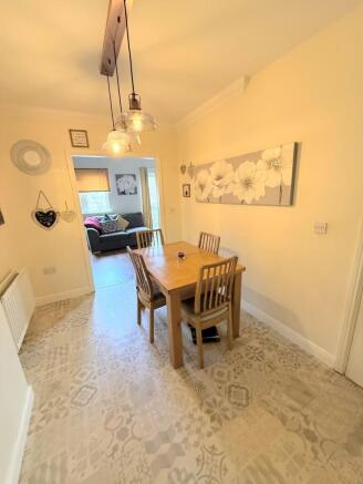 4 bed Town House for sale Image 10
