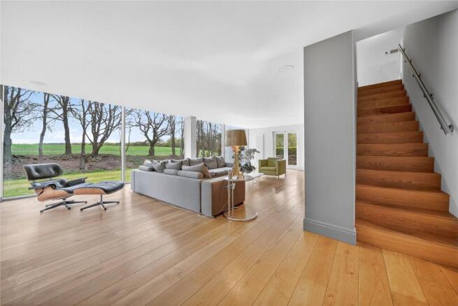 4 bed Detached for sale Image 5