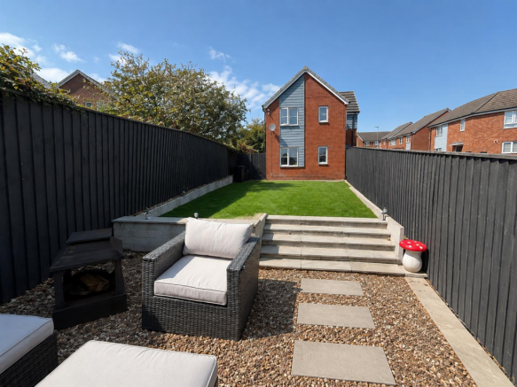 Larch Place, Barnsley photo 4
