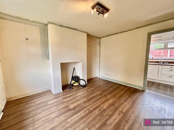 2 bed Semi-Detached for sale Image 3