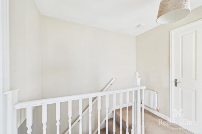 3 bed Semi-Detached for sale Image 8