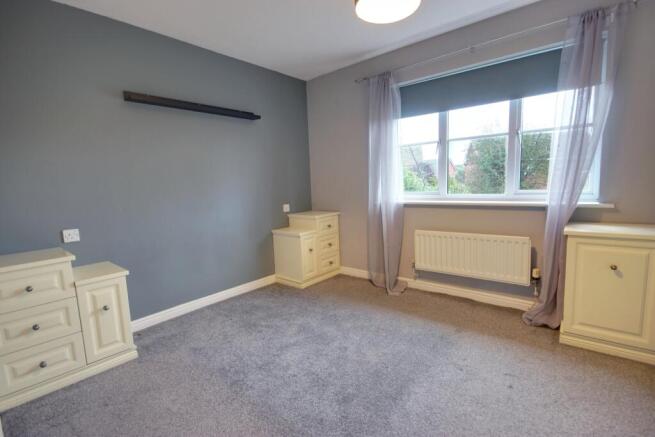 2 bed Terraced for sale Image 5