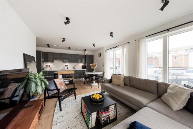 Picture House Mews, E17