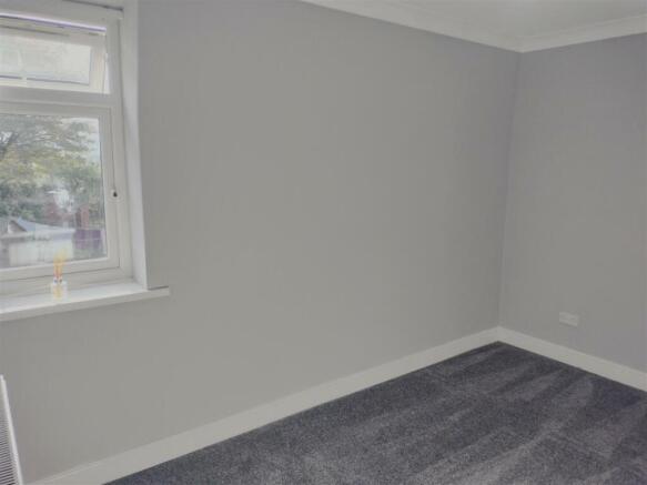 34 brynglas bedroom two.jpg
