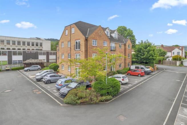 2 bed Apartment for sale in ilkley