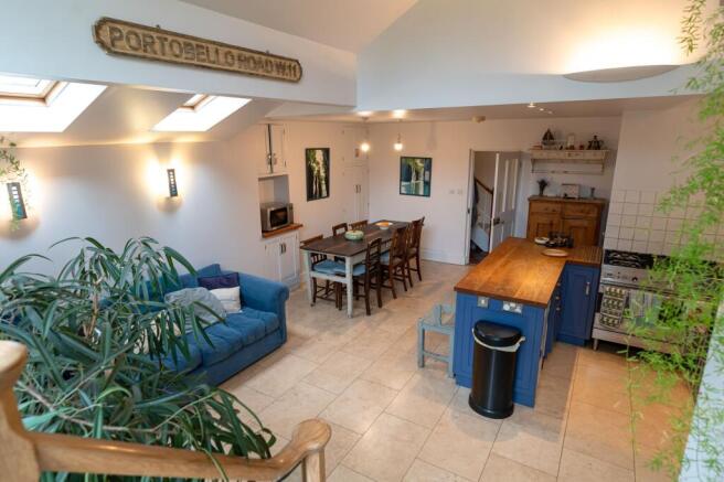 Kitchen / Breakfast Room