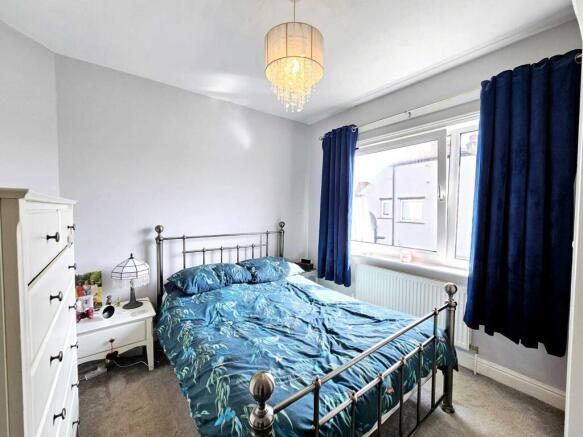 3 bed Semi-Detached for sale Image 6