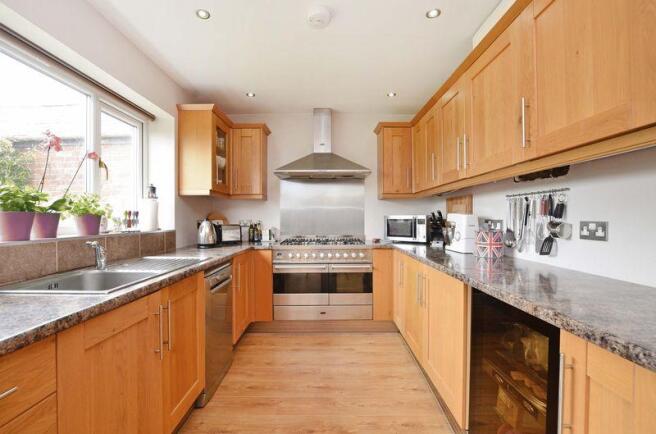 Fitted Kitchen