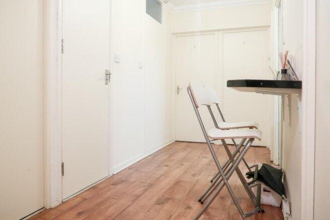 gosset-street-e2-6nt-1022822