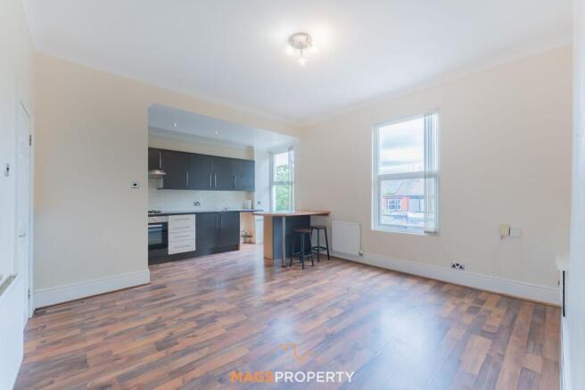 Kitchen/Lounge