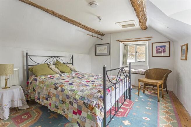 Hillgrove Cottage 293583 (15).jpg