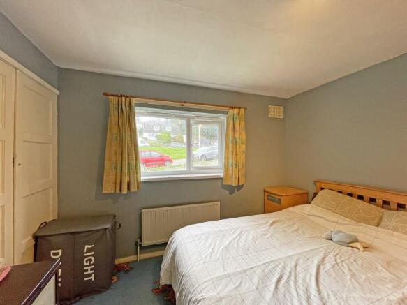 Berwick Crescent 70 - Bed 1...jpg