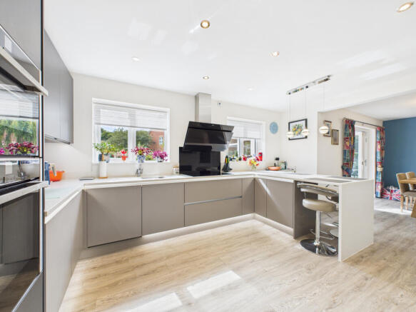 Dining Kitchen