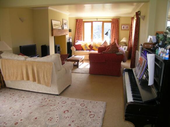 SITTING ROOM