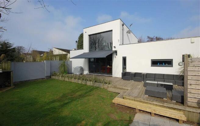 REAR ELEVATION