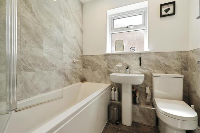 2 bed Semi-Detached for sale Image 10