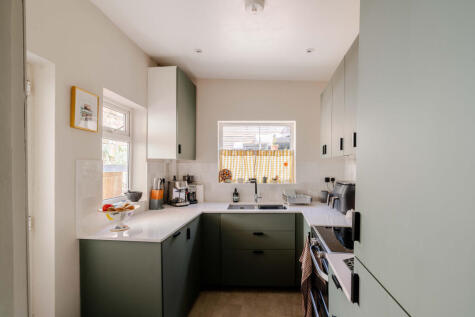 Fairfield Place, Southville, Bristol