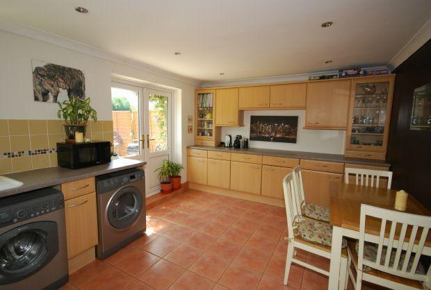 Kitchen/Breakfast Ro