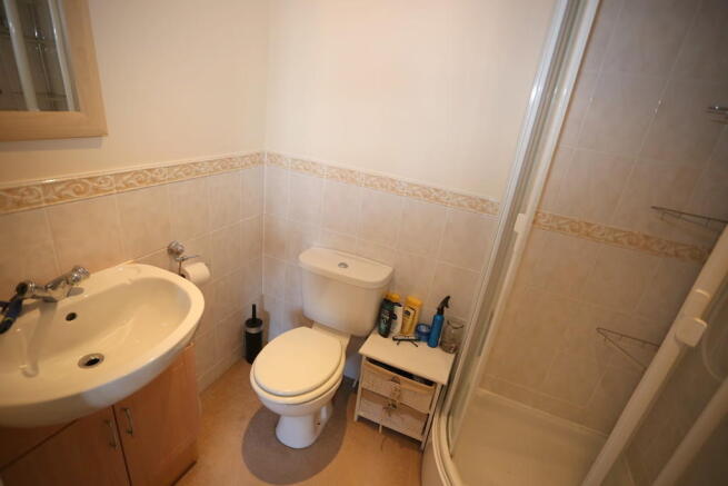 Master Ensuite