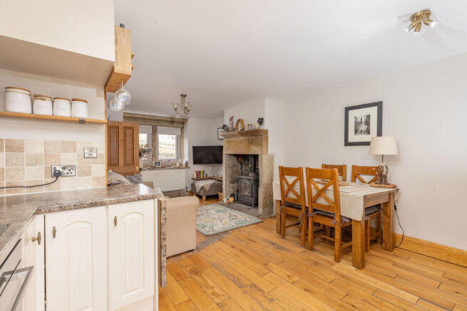 2 bed Cottage for sale Image 5