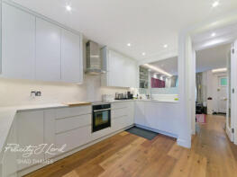 9a, Shad Thames, London SE1 2NW