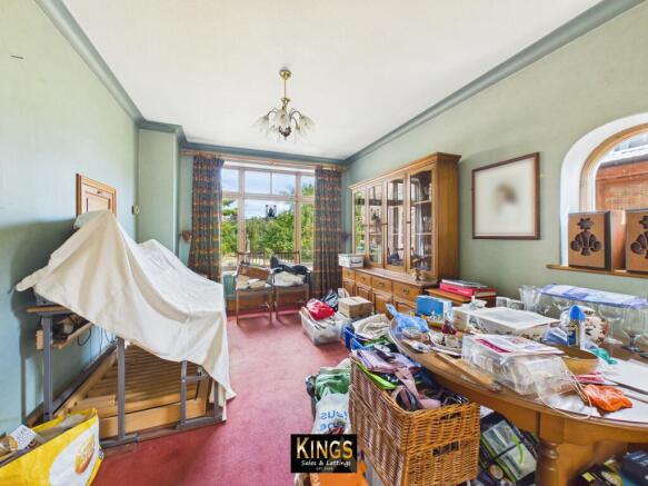4 bed Detached for sale Image 6