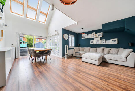 Priddy Place, Redhill, Surrey, RH1