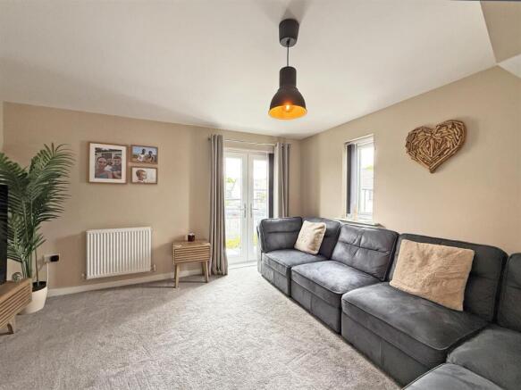 Blakeney Road 8 - Lounge 2.jpg
