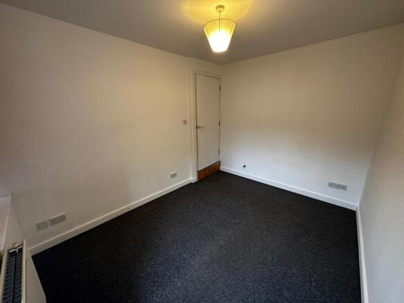 1 bed Apartment to rent Image 6
