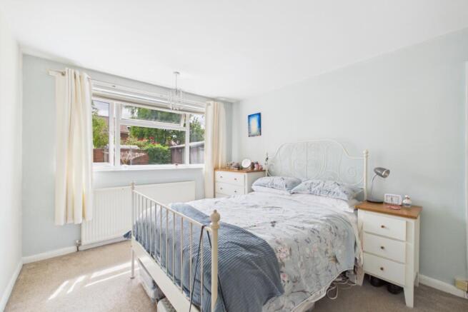 2 bed Semi-Detached Bungalow for sale Image 7
