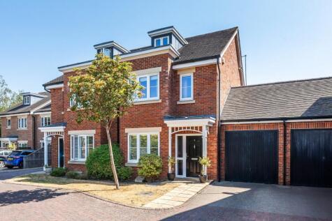 Wroth Place, Guildford, Surrey, GU4